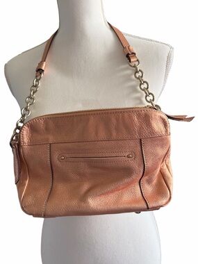 B. Makowsky 100% genuine Leather Shoulder Bag in Rose Gold/champagne
